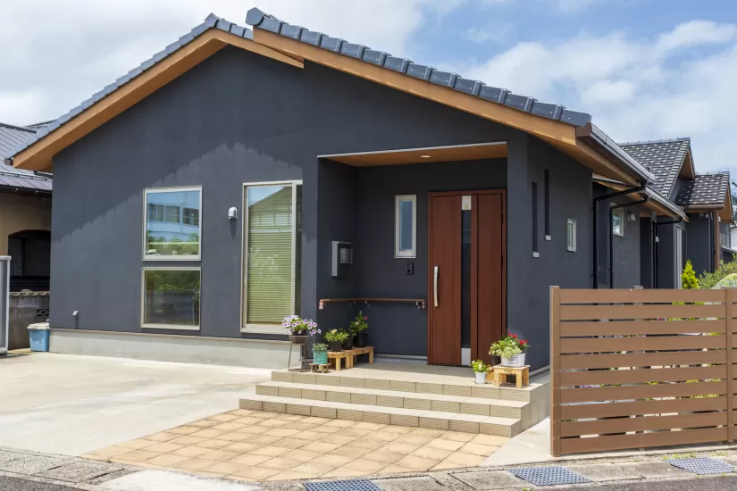注文住宅の新築平屋の相場とは？費用を抑える方法もご紹介